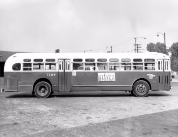 Yellow Coach TD-4502 '1940–41
