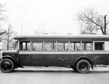 1924 Yellow Coach Z-29