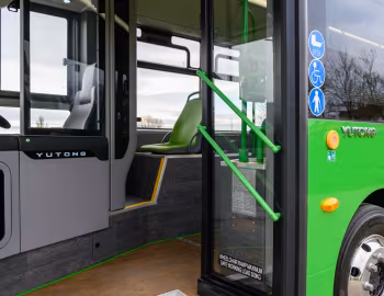 Interior Yutong E9L [UK-spec] (B26F) '2024