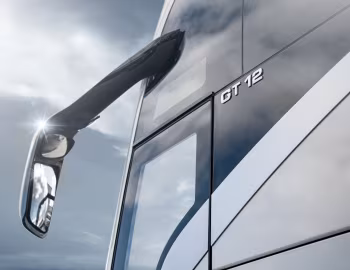 Yutong GT12 [UK-spec] '2022–pr.