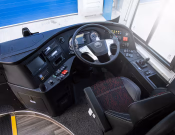 Panneau avant Yutong TC9 [UK-spec] '2022–pr.