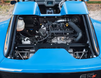 Under The Hood Zenos E10 S '01.2015–16