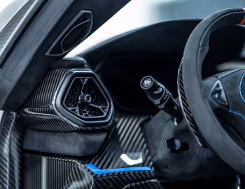 Интерьер Zenvo TSR-S '2020–25