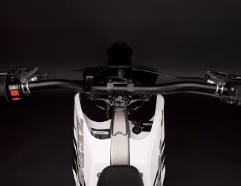2010 Zero X