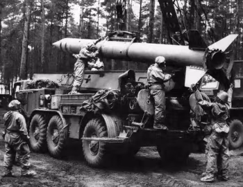 Пусковая установка 9П113 из состава ОТРК 9К52 "Луна-М" '1961–86