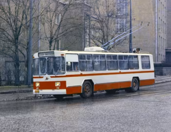 ЗиУ-682Б '06.1972–77