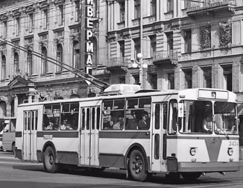 ЗиУ-682Б '06.1972–77