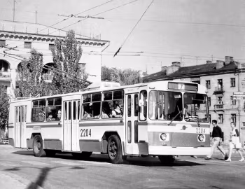 ЗиУ-682Б '06.1972–77
