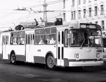 ЗиУ-682Б '06.1972–77