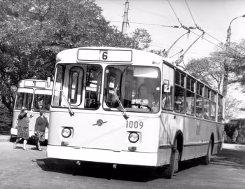 ЗиУ-682В (ХТИ 682В00) '11.1975–89