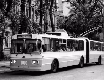 ЗиУ-683В00 '1989–95
