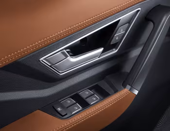Interior Zotye Yun100 Plus '2017–18