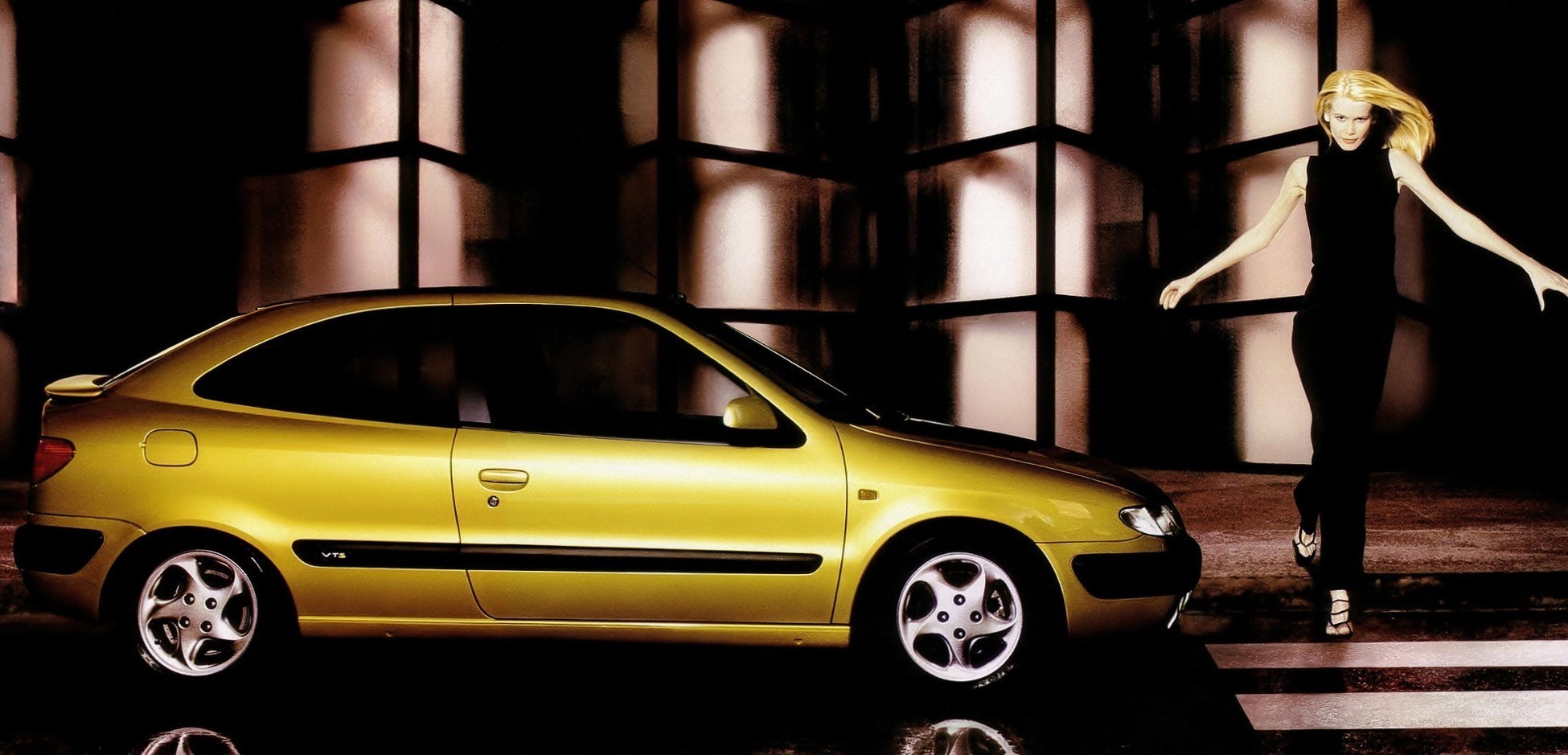 citroen_xsara_vts_claudia_schiffer.jpeg