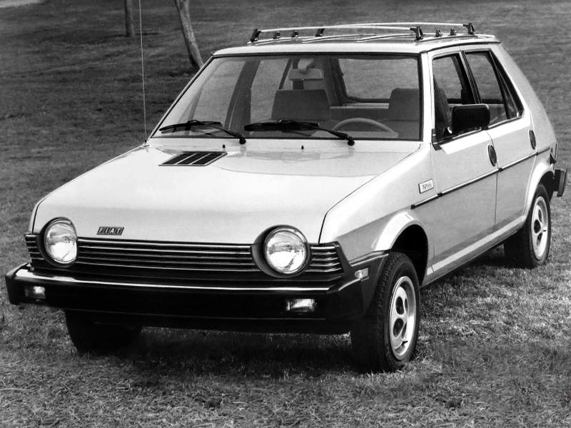 fiat_strada_5-door_9.jpg