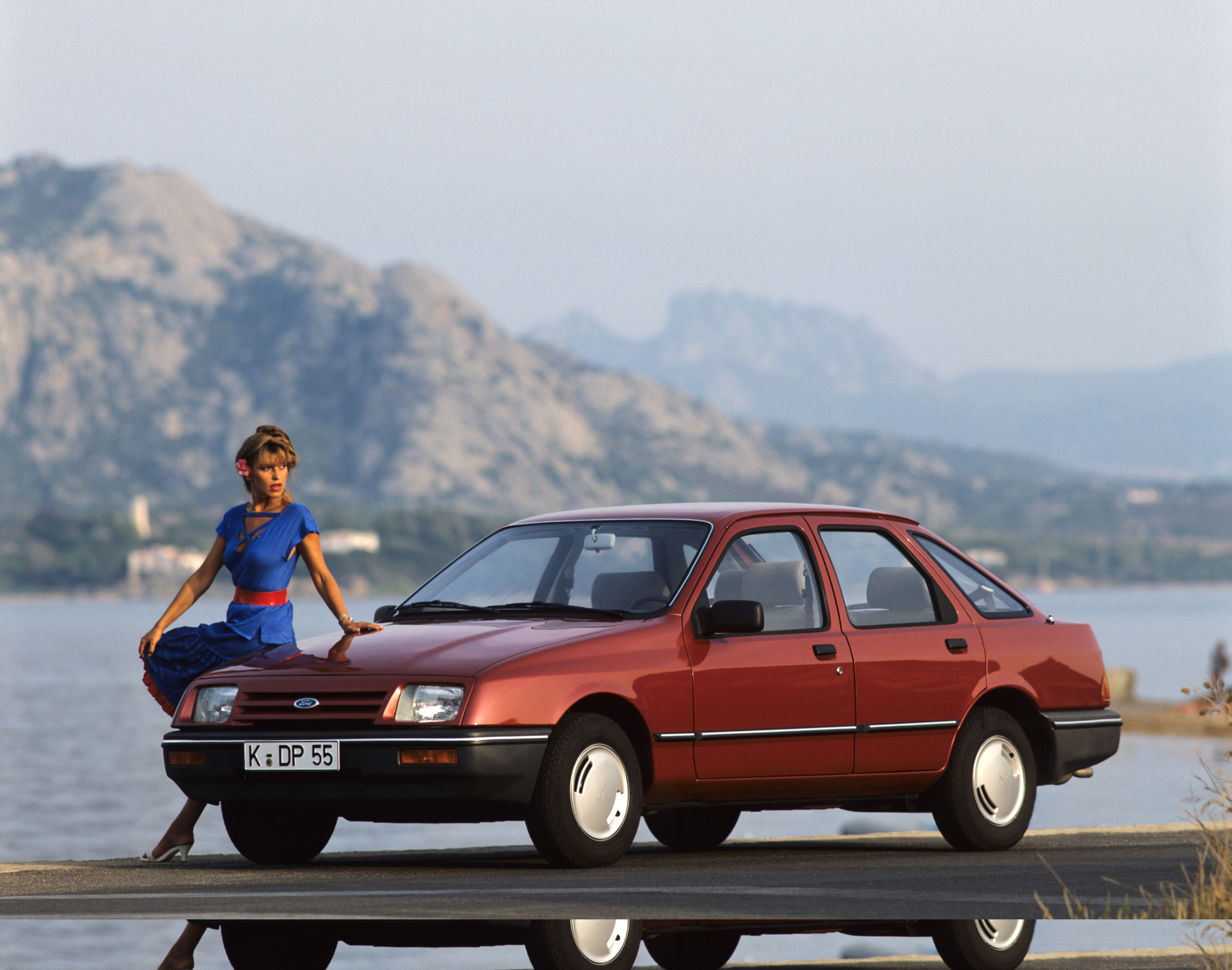 Легковая машина весит. Ford Sierra 1. Ford Sierra 1982. Ford Sierra 2. Ford Sierra 1987.