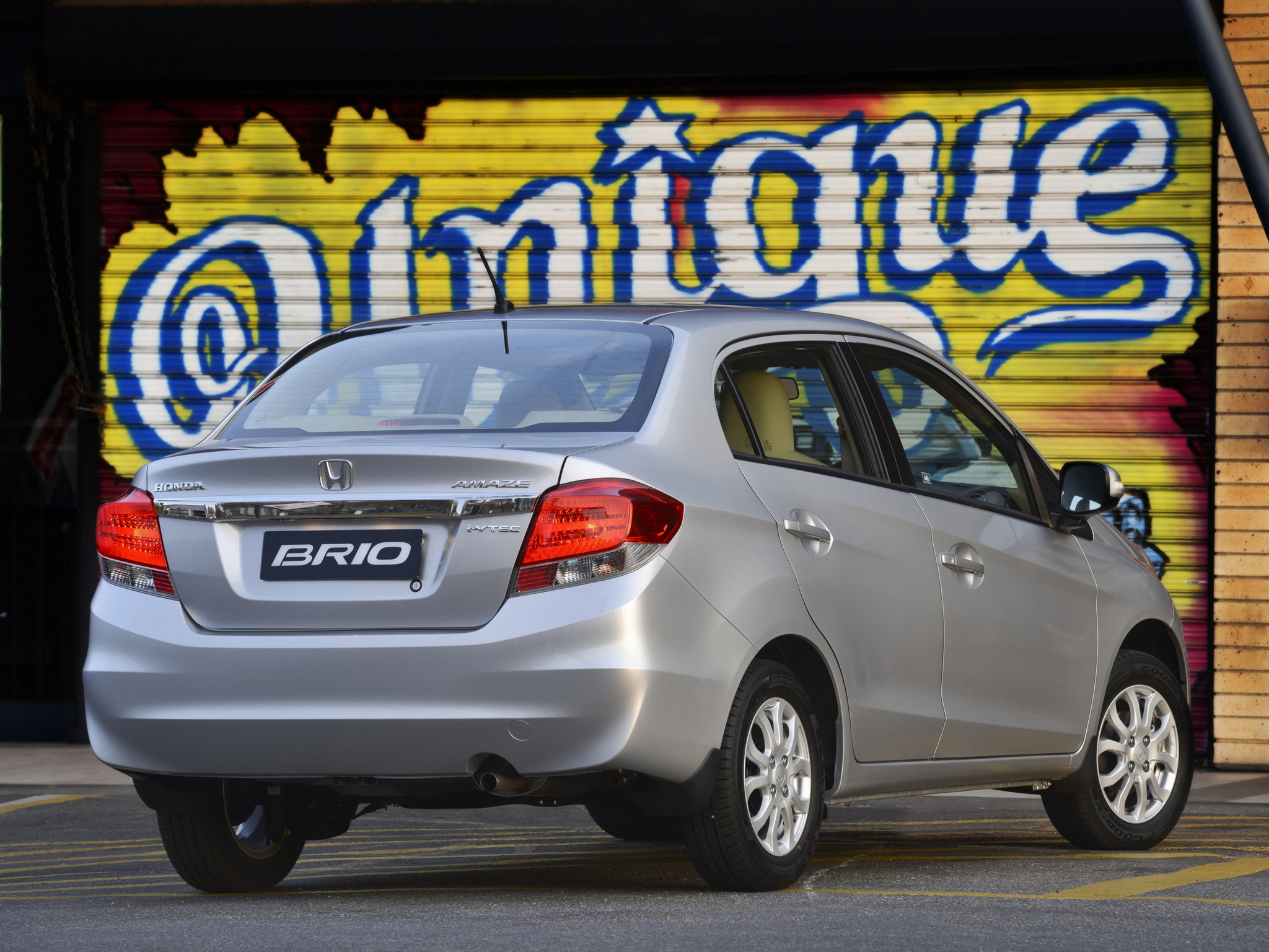 honda_brio_amaze_za-spec_4.jpg